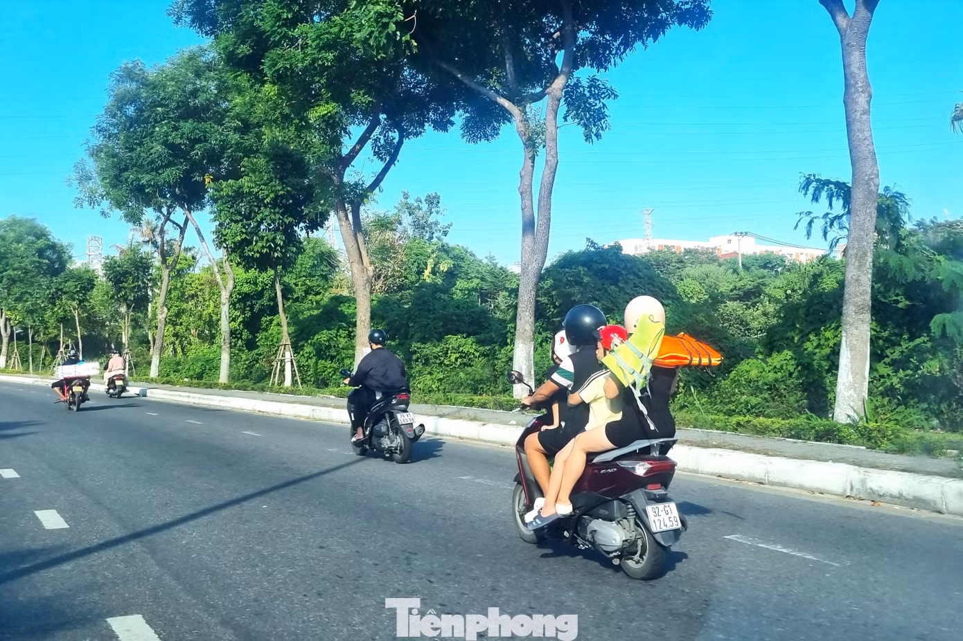 tp-dn-nong-1459.jpg