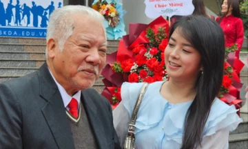 Ngày vui của hàng trăm nghệ sĩ Việt