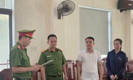 Hiệu trưởng nâng điểm thi, tráo vị trí thủ khoa: Gian lận có tổ chức trong môi trường giáo dục?