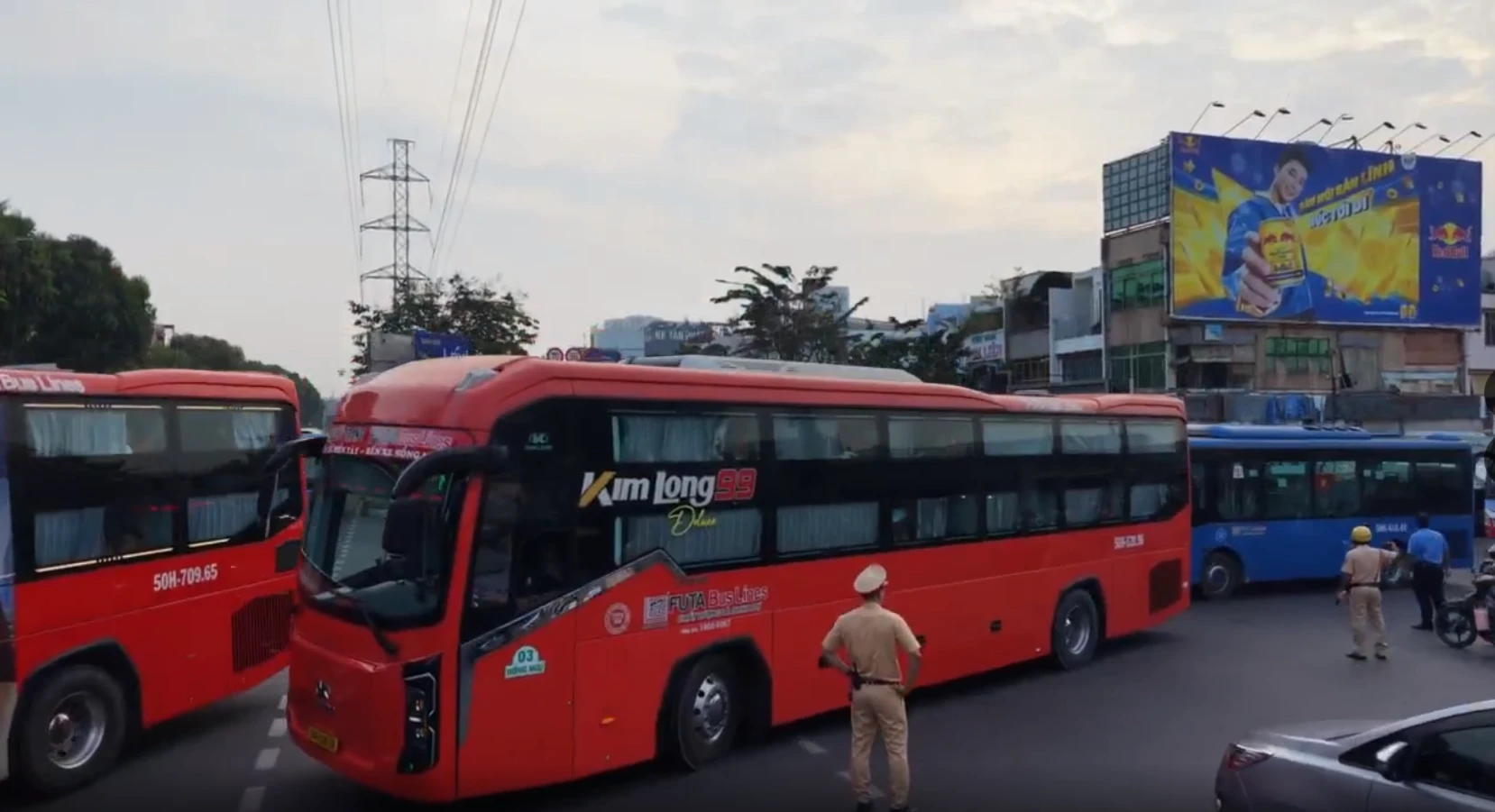 CSGT TPHCM Ra Quân Điều Tiết Giao Thông Cao Điểm Trước Tết Nguyên Đán 2026