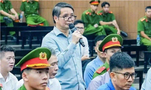 Trước phiên phúc thẩm, ông Phạm Thái Hà rút đơn kháng cáo