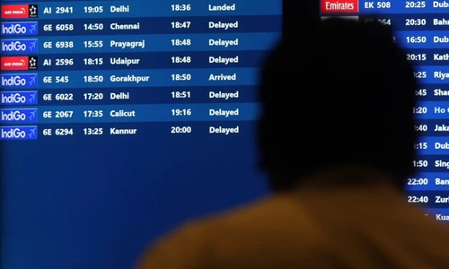 Tình trạng hỗn loạn bao trùm sân bay Ấn Độ 