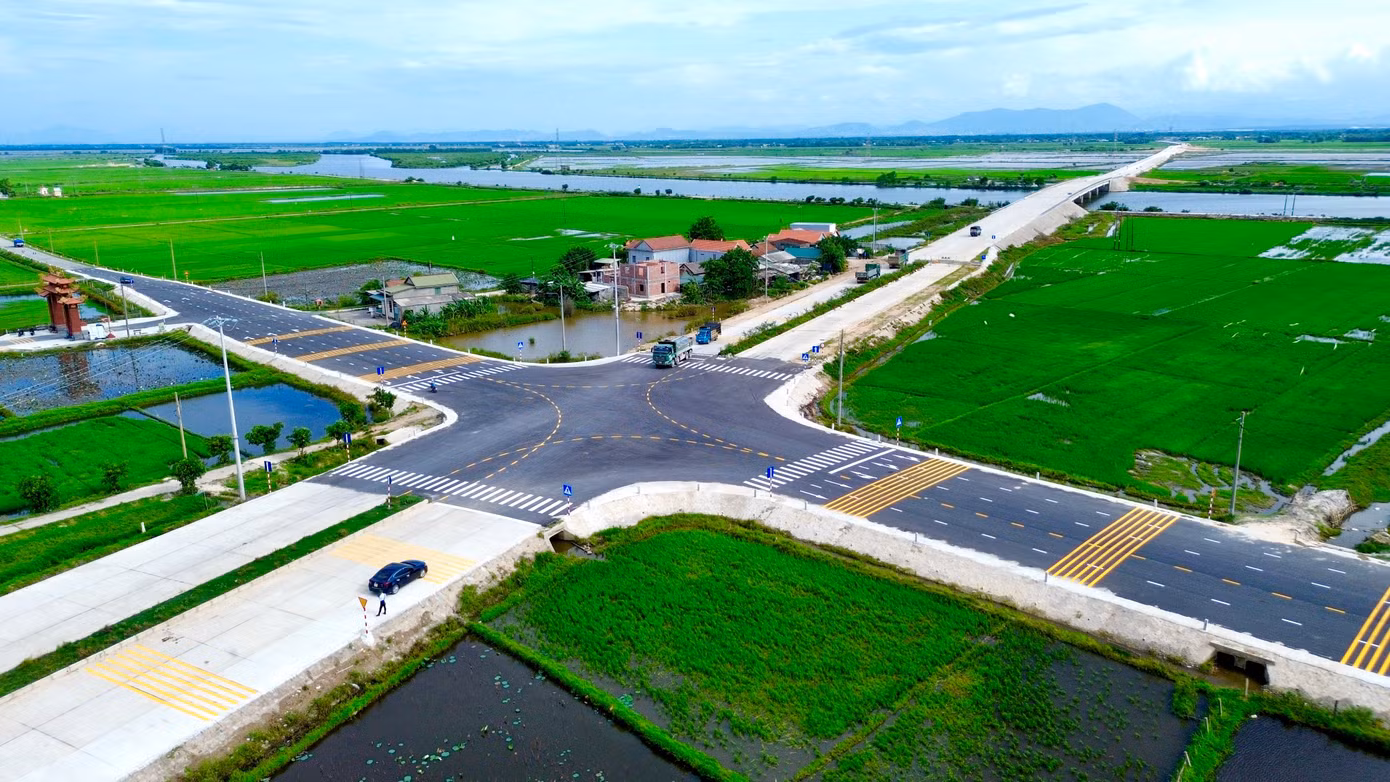 4-duong-cuu-nan-phong-dien.jpg