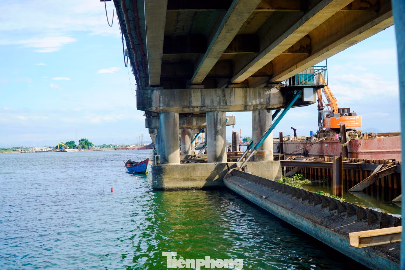 tp-c_3-trung-tu-dap-thao-long.jpg