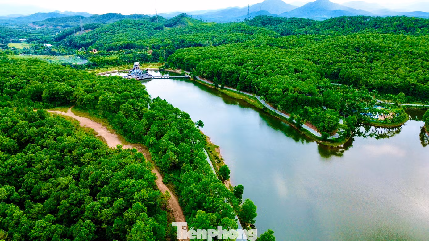 tp-3-ho-thuy-tien-thien-an.jpg