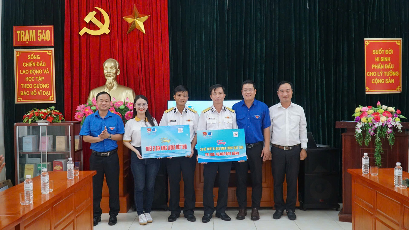 hanh-trinh-bien-dao-que-huong-6.jpg