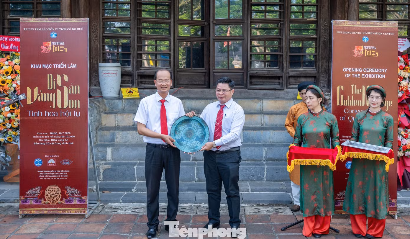 tp-1-trien-lam-co-vat-quy-hiem.jpg