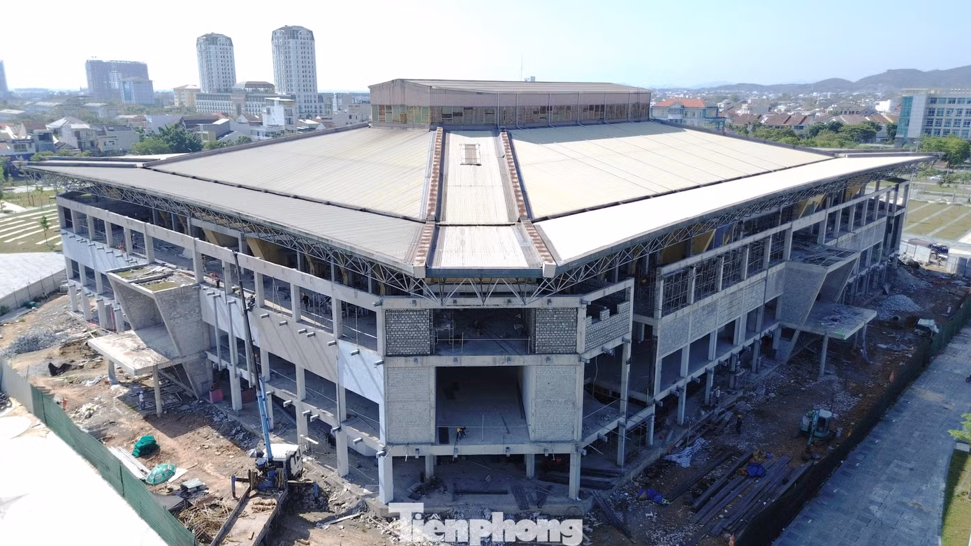 tp-c_8-quang-truong-van-hoa-the-thao-hue.jpg