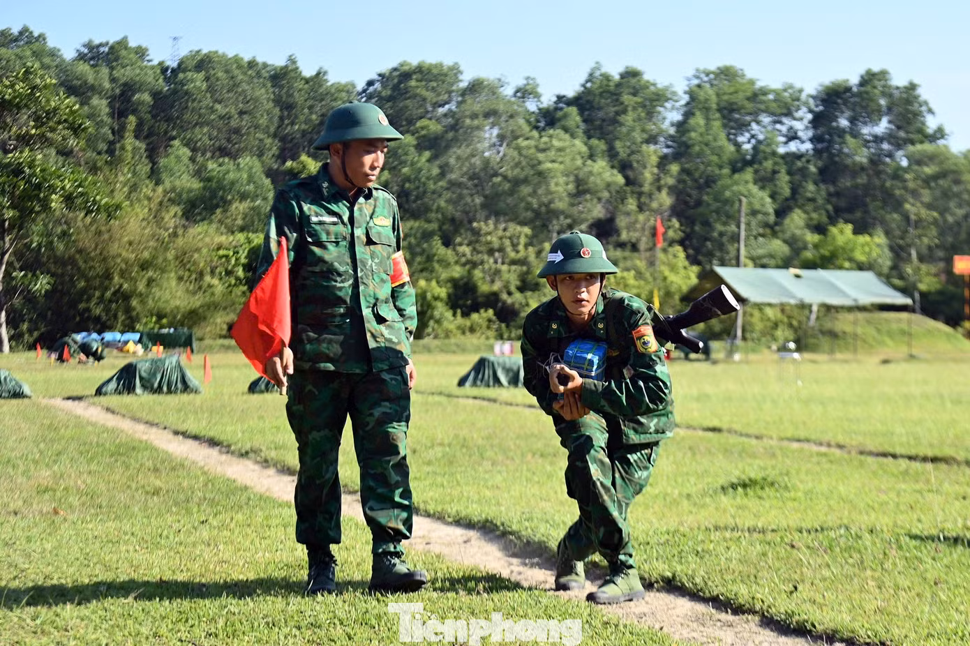tp-c_2-ba-tieng-no-2.jpg