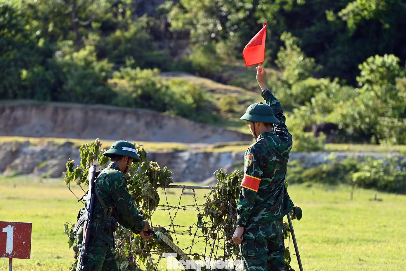 tp-c_4-ba-tieng-no-2.jpg