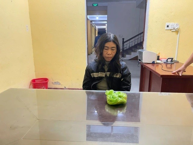 Đối tượng Hà tại cơ quan công an. doi-tuong-haj.jpg