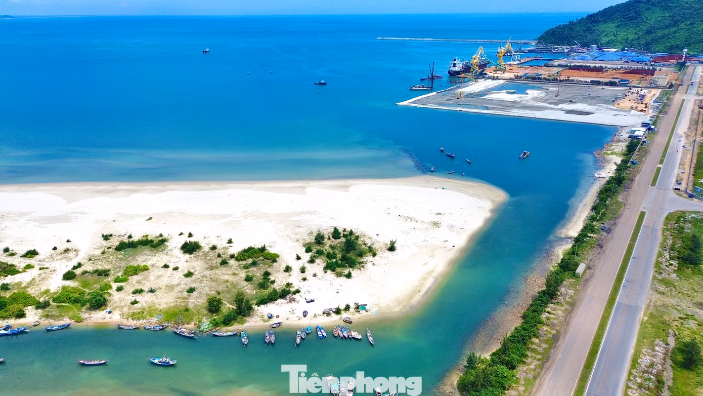 tp-3-cua-lach-giang-boi-lang.jpg