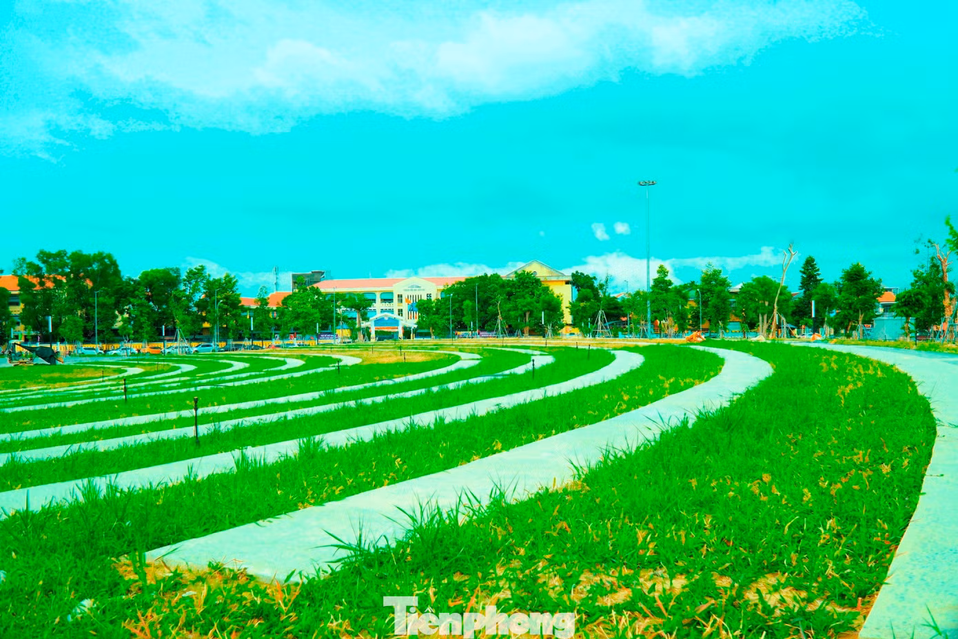 tp-9-3-quang-truong-van-hoa-the-thao-hue-4408.jpg