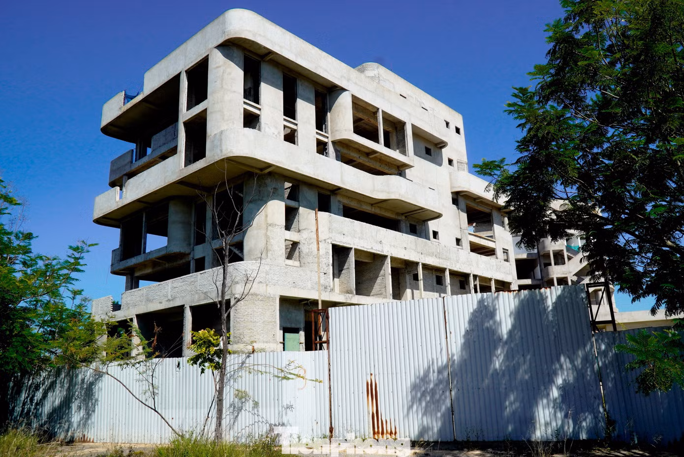 tp-c_5-toa-nha-cntt-hue.jpg