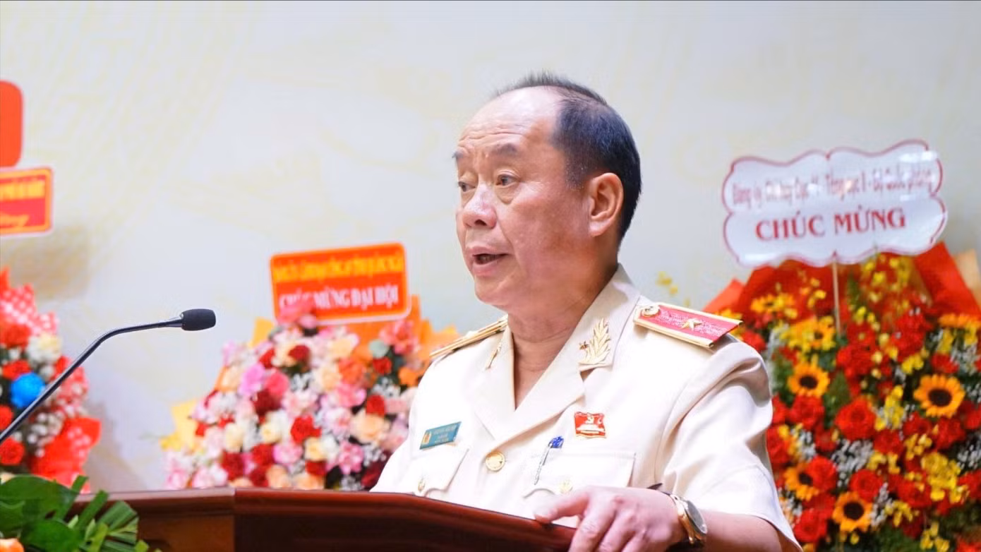 thieu-tuong-nguyen-huu-hop-1665.jpg