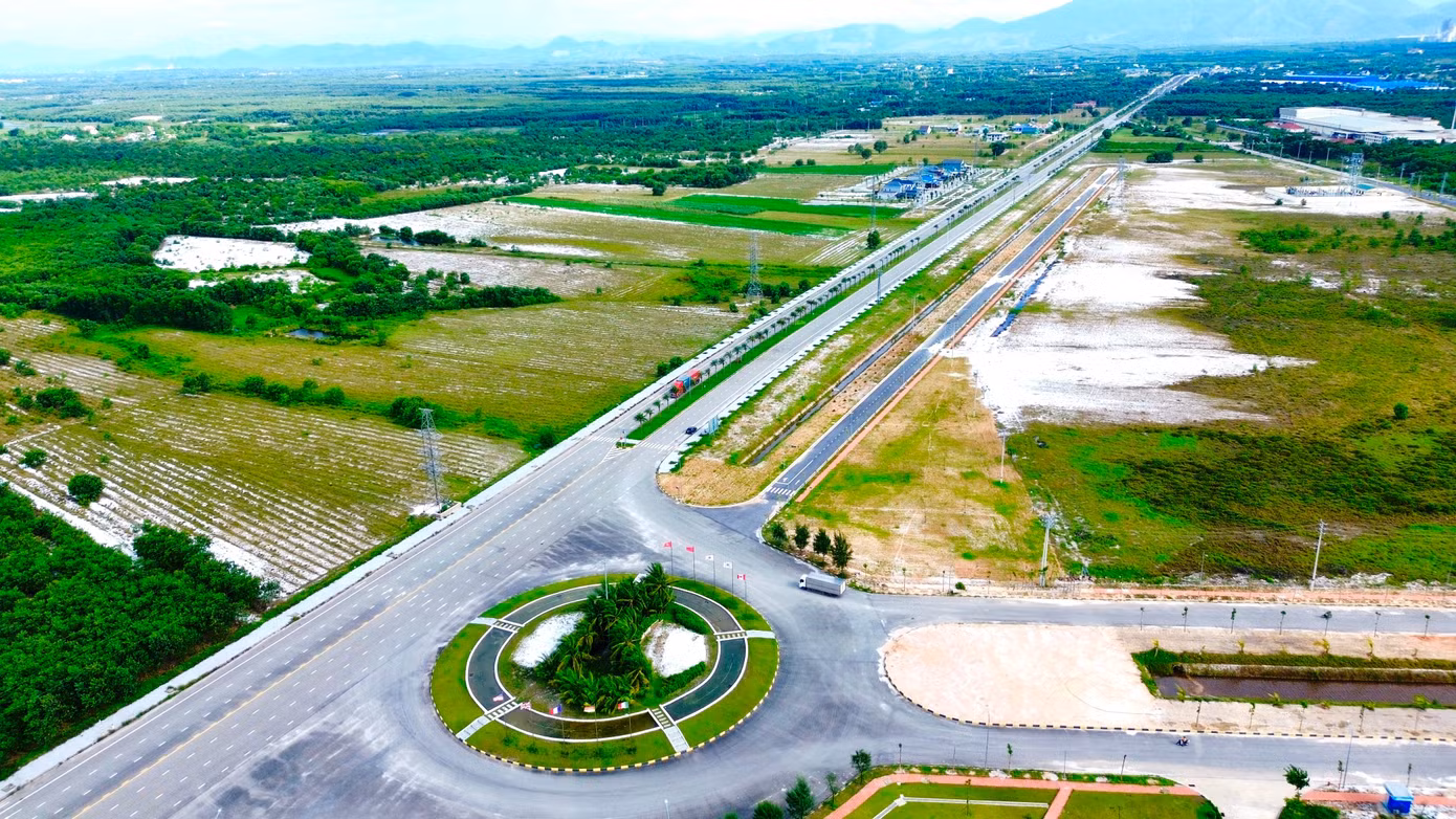 khu-giap-ranh-kcn-pd.jpg