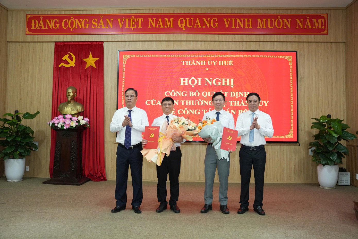 ong-nguyen-thanh-binh-lam-bi-thu-thuan-hoa-1.jpg