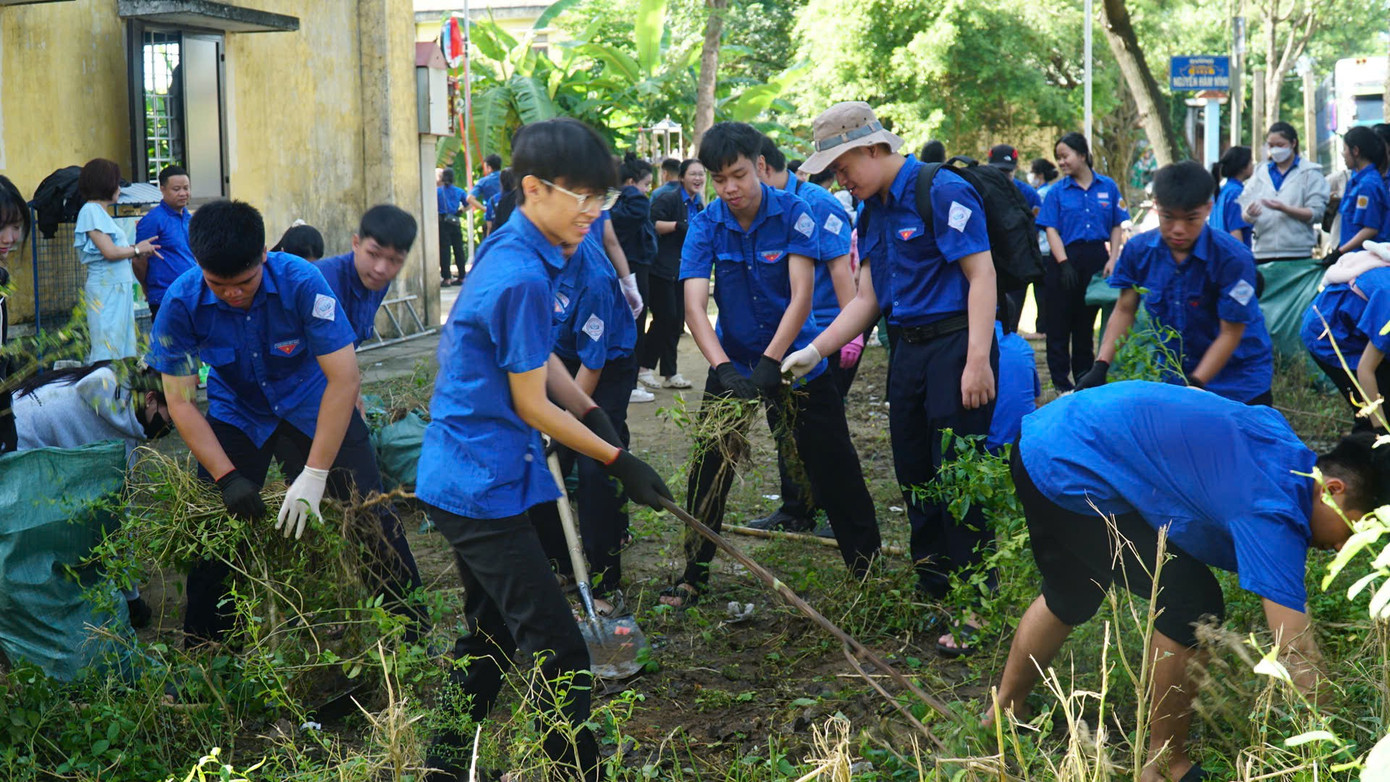 cn-xanh-hue-6.jpg