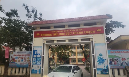 Hiệu trưởng, hiệu phó nhận phụ cấp đều đặn dù không đứng lớp đầy đủ 