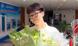 Nam sinh tốt nghiệp với GPA 4.0: ‘Thủ khoa chỉ là một bước đệm, không phải chiếc chìa khóa vạn năng’