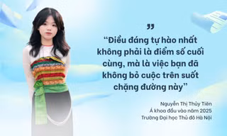 Á khoa 27,94 điểm chia sẻ cách ôn thi nước rút: 'Đừng cố làm thêm đề khi chưa hiểu mình sai ở đâu'
