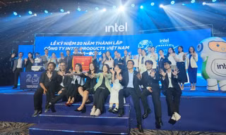 Trường Đại học ở Đồng Nai gây ấn tượng tại lễ kỷ niệm 20 năm Intel Việt Nam bằng dự án AI nhân văn