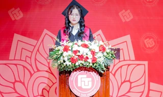 Thủ khoa Nguyễn Thị Kim Oanh: 'Chọn can đảm mỗi ngày, biến nỗi sợ thành bản lĩnh cống hiến' 