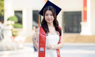 Từ đam mê nhiếp ảnh đến hành trình giành học bổng 10.000 bảng Anh của nữ sinh AJC