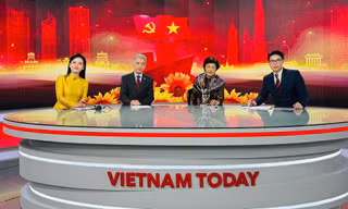 Hai MC trẻ lần đầu dẫn trực tiếp lễ khai mạc Đại hội Đảng XIV bằng tiếng Anh trên Vietnam Today là ai?
