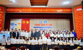 Sinh viên Trường ĐH Y - Dược Huế tỏa sáng với hàng loạt thành tích học thuật, nghiên cứu khoa học và phong trào