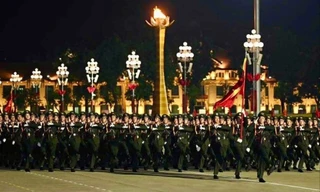 'Tiếng trống, tiếng kèn và tiếng bút' - Mỗi bước đi là một lời thề với Tổ quốc