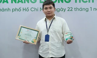 Tuấn Kha đoạt giải Khuyến khích với tác phẩm Tích cực hoạt động vì cộng đồng tại Cuộc thi Lan tỏa năng lượng tích cực lần 4.