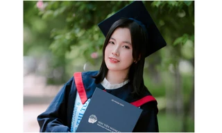 Từ đam mê Toán học đến thủ khoa ngành Kinh tế quốc tế: Hành trình nỗ lực của nữ sinh Ngoại giao