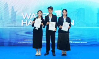 Sinh viên Cần Thơ biến “rác trái cây” thành xà phòng hữu cơ giúp nông dân