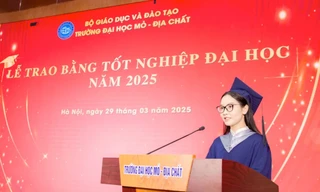 Nữ sinh Quản lý đất đai là Đảng viên xuất sắc đoạt ‘cú đúp’ Thủ khoa đại học