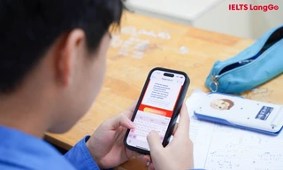 THPT Cầu Giấy 'thắp sáng' thông điệp môi trường tại vòng Tài năng Unlock The IELTS 2025