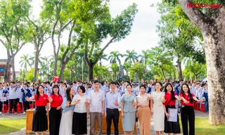 Mang "hương vị quê nhà" lên sân khấu tiếng Anh: Tiết mục đầy tự hào của THPT Thanh Hà tại Unlock The IELTS 2025 
