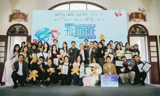 Triển lãm “RE:IMAGINE – Vì một Việt Nam tươi đẹp hơn” quy tụ hơn 100 tác phẩm kết nối di sản và sáng tạo trẻ