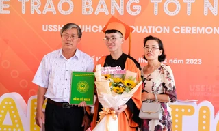 Từ TikTok đến những chiến dịch xanh: Hành trình của chàng sinh viên Văn hóa học đam mê Hoa hậu