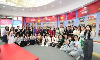 Dấu ấn sinh viên Ngoại giao tại Triển lãm '80 năm Hành trình Độc lập - Tự do - Hạnh phúc'