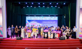 Top 3 đội thi xuất sắc nhất IC Innovator 2026: Dấu Việt Du Ký, TENTEN và HERISTAGE.
