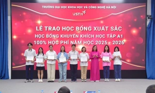 USTH trao học bổng 'Hạt giống Tài năng' cho thí sinh có thành tích xuất sắc trong kỳ xét tuyển đầu vào 