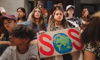 Sức khỏe tâm thần giới trẻ đang suy giảm: Bài học từ Canada