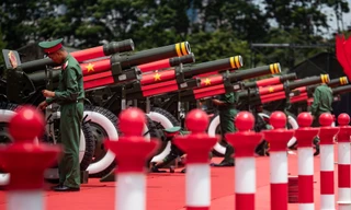 Cận cảnh 15 khẩu đại bác tại sân vận động Mỹ Đình, sẵn sàng cho đại lễ A80