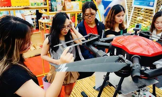 Ấn tượng với gian hàng Trường Đại học Thủy lợi tại Triển lãm “80 năm hành trình Độc lập - Tự do - Hạnh phúc”