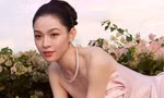 Nữ diễn viên bị chỉ trích vì chen chỗ của Lưu Diệc Phi 