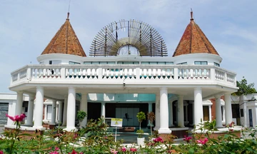 Casino Đồ Sơn - biểu tượng du lịch một thời - xuống cấp, bị bỏ hoang