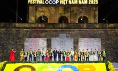 'Chúng ta không chỉ bán một trái cam, một gói chè hay một cân gạo đơn thuần'