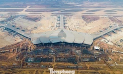 Sân bay Long Thành: Cử tri hỏi đầu tư giai đoạn 2, Bộ Xây dựng trả lời gì? 