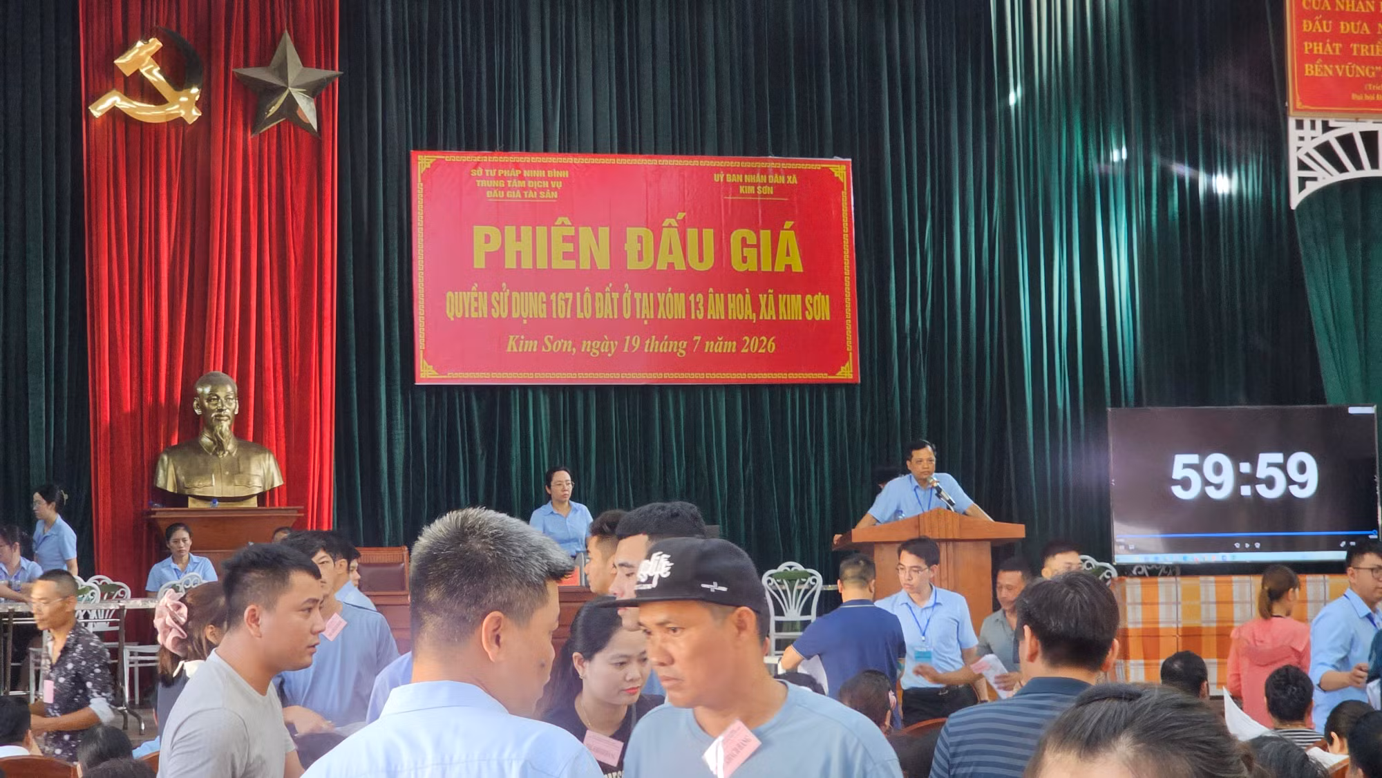 Đất đấu giá vùng quê 'hạ nhiệt' sau bỏ cọc hàng loạt, có lô giảm gần 1 tỷ đồng